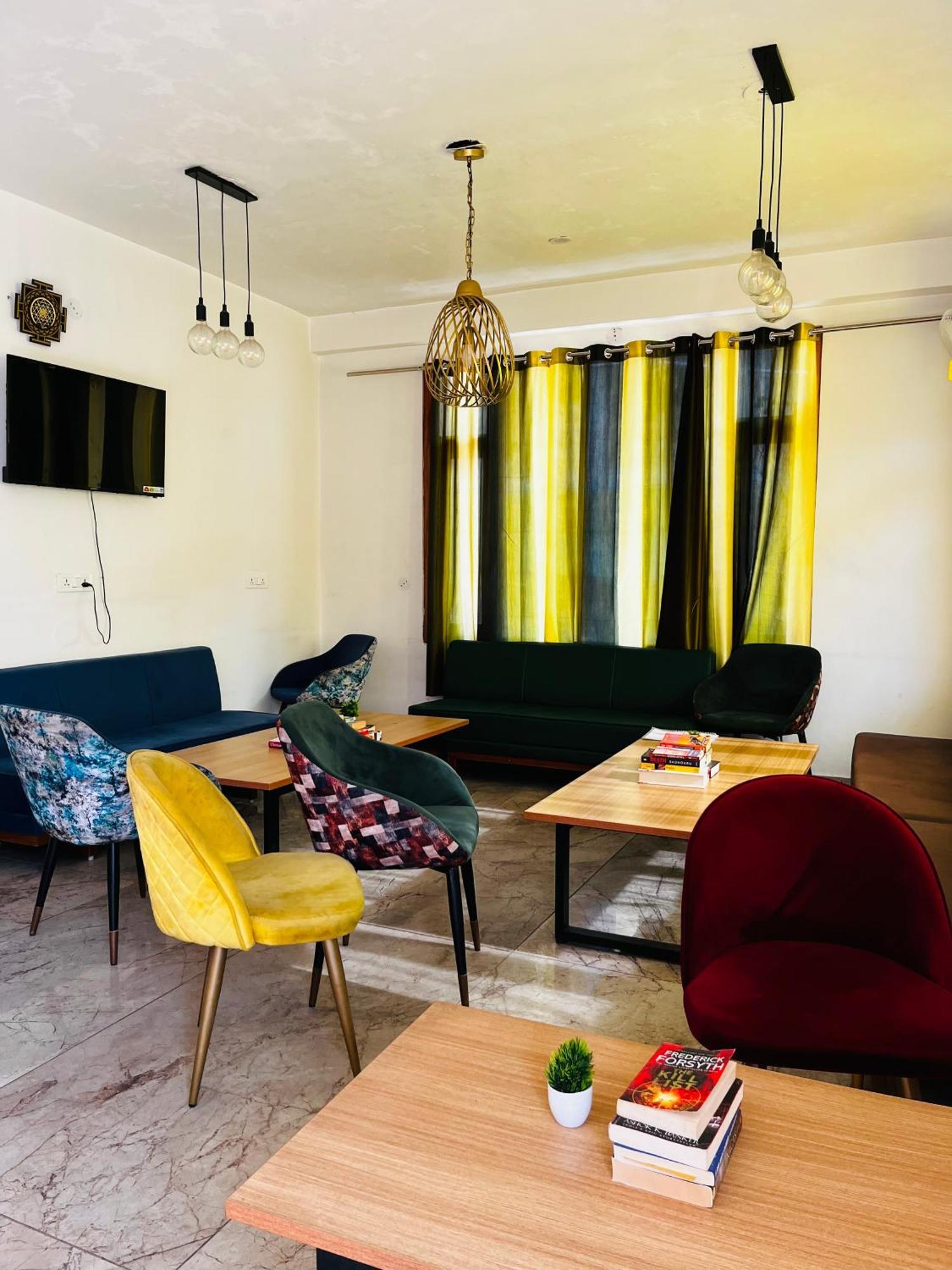 Hotel Adinova 카솔 외부 사진