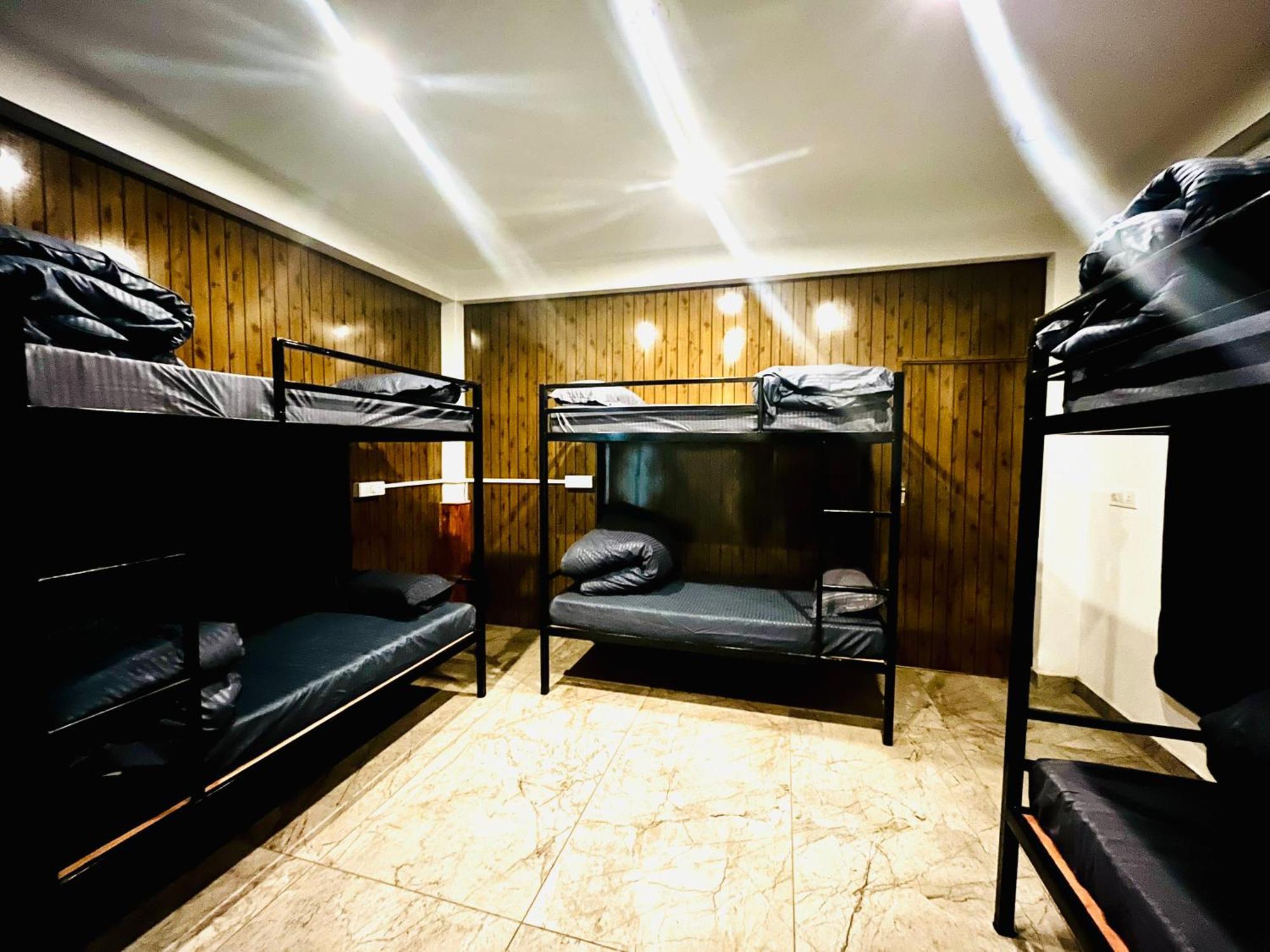 Hotel Adinova 카솔 외부 사진