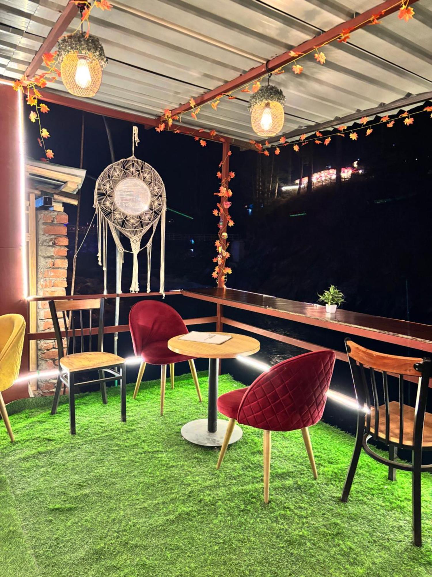 Hotel Adinova 카솔 외부 사진